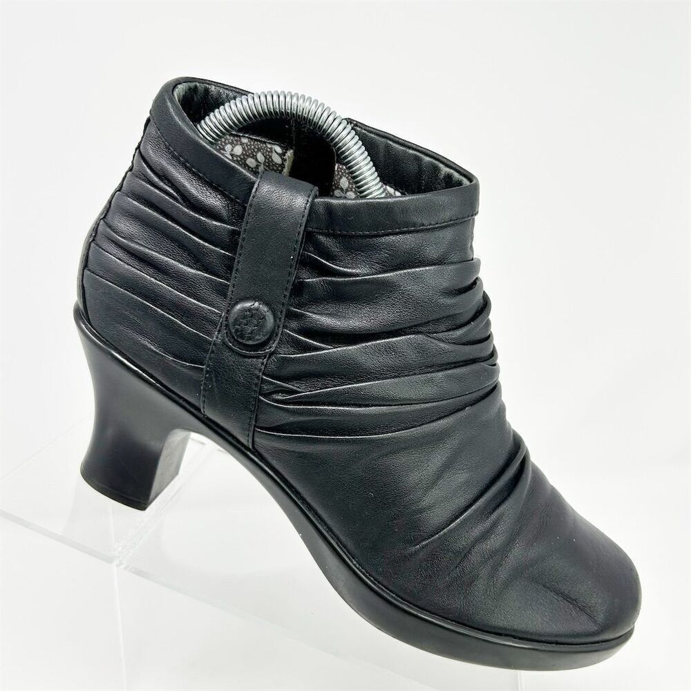 Dansko Buffy Women's Black Leather Heeled Ankle Booties Size 39 (US 8.5-9)